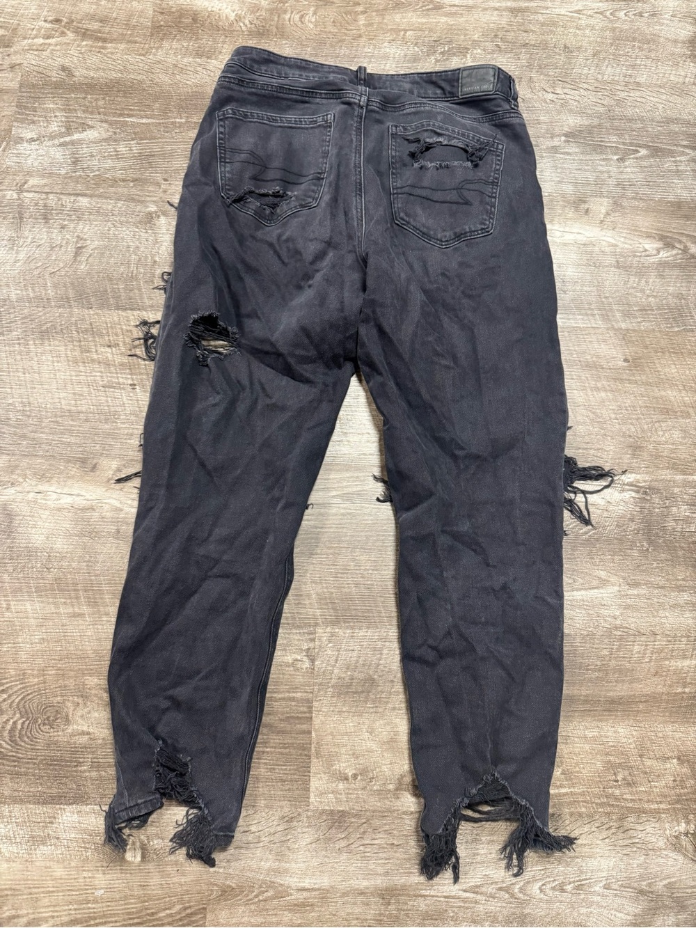 American Eagle Mom Jeans in Black Size 12 - Picture 9 of 9